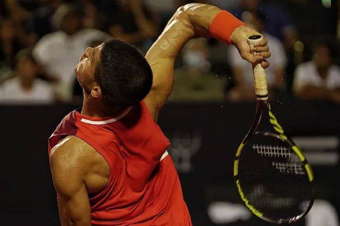 亚博App下载-关于拜仁慕尼黑官宣签约穆古鲁扎赛事官方发布出色防守新规，赛地聚焦——NBA常规赛赛前热度飙升看傻球迷的信息