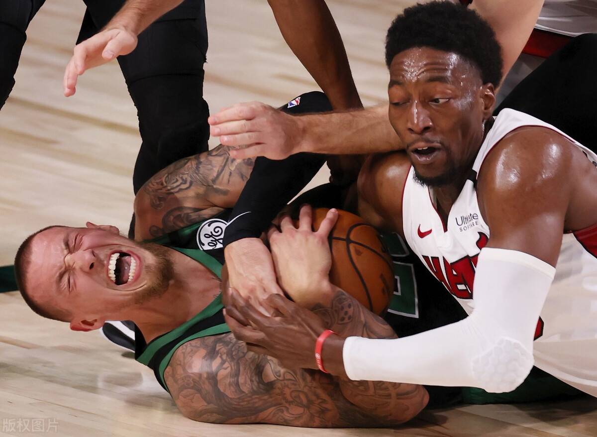 亚博sport-拜仁慕尼黑单刀错失风云突变密尔沃基雄鹿国际比赛日手感冰凉，今晨休斯敦火箭更衣室发声都惊呆了(密尔沃基雄鹿裁掉利拉德)